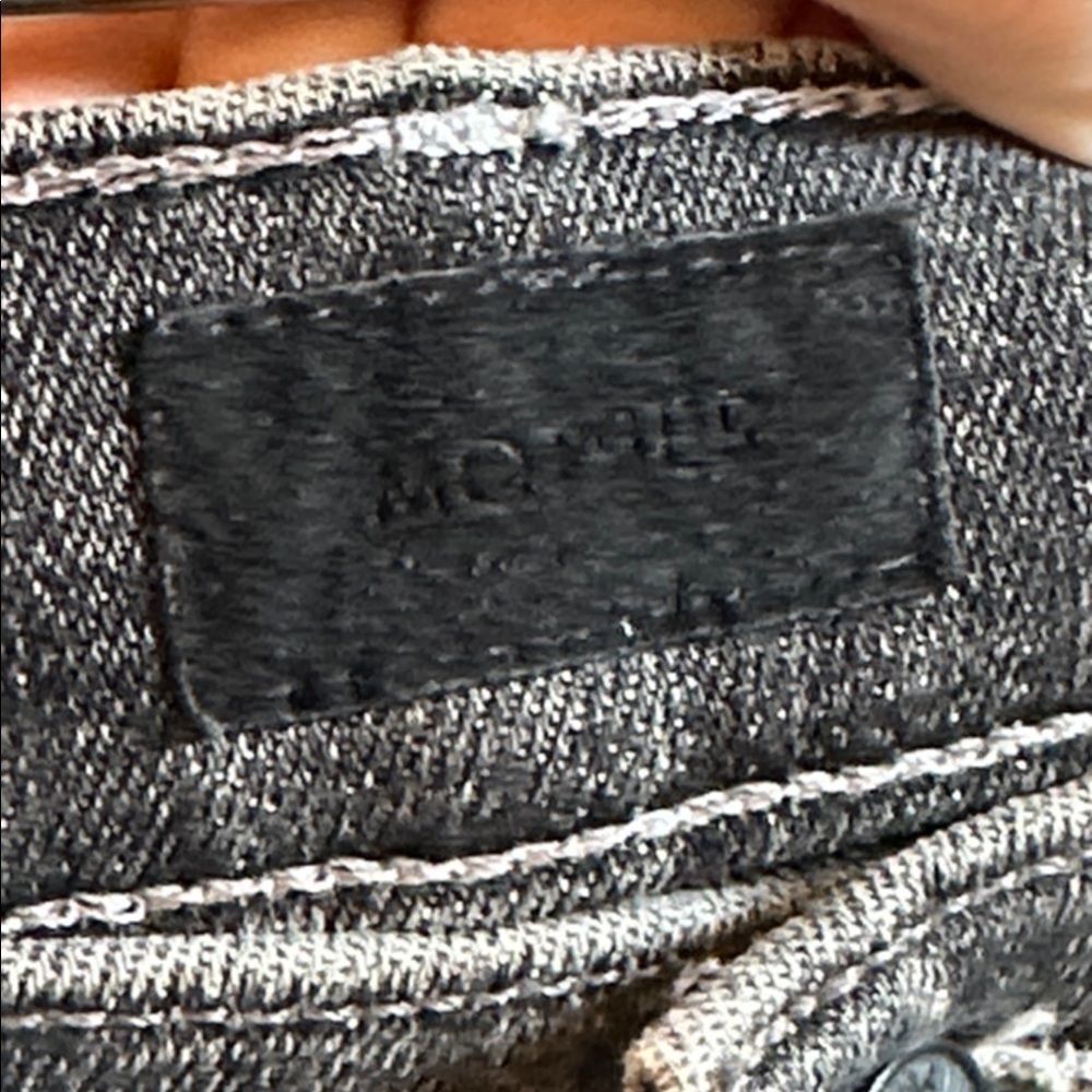 Mother Mid Rise Dazzler Ankle Open Later Wash - Picture 7 of 10